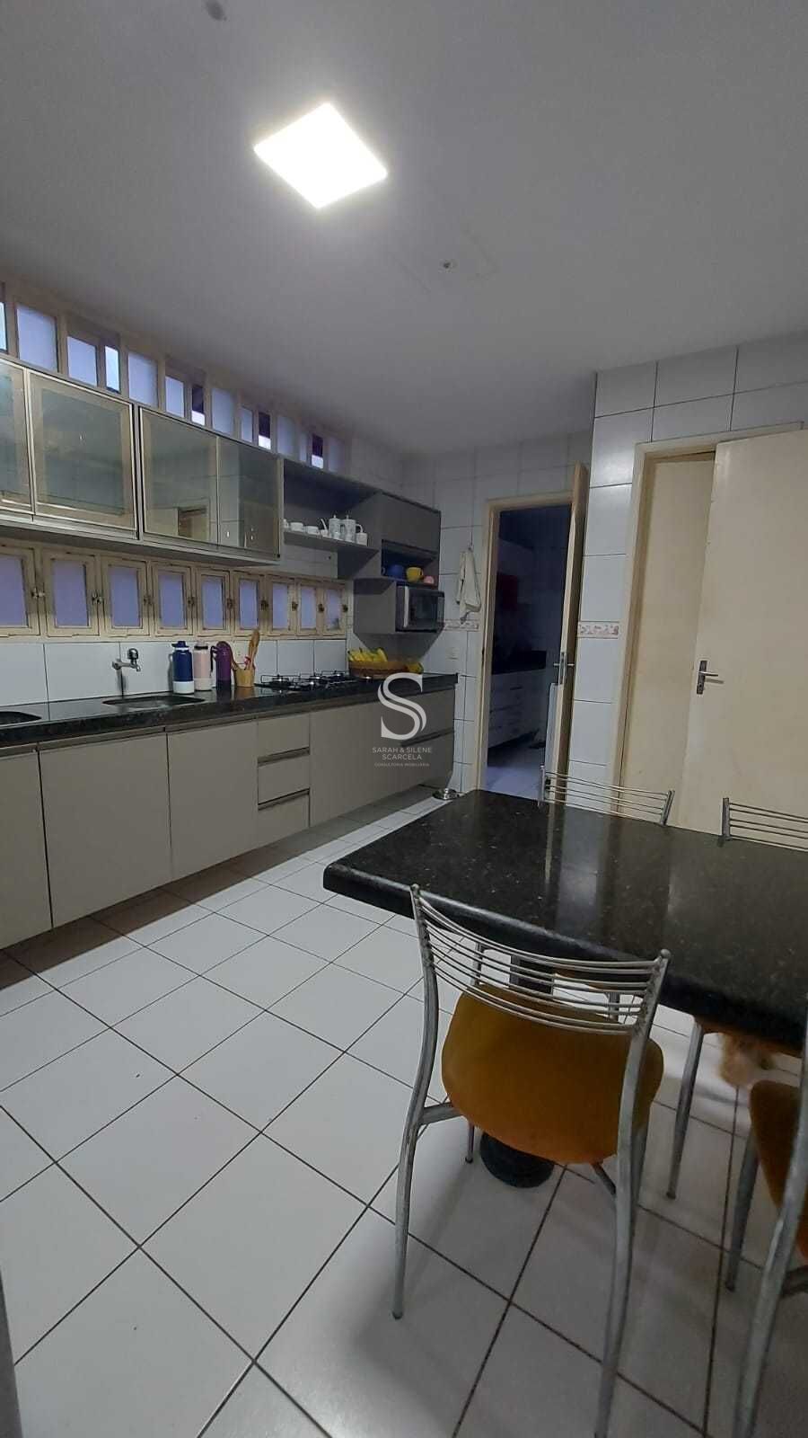Casa à venda com 3 quartos, 225m² - Foto 23