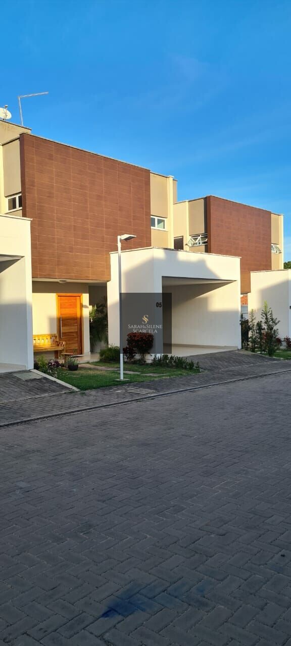 Casa de Condomínio à venda com 4 quartos, 156m² - Foto 2