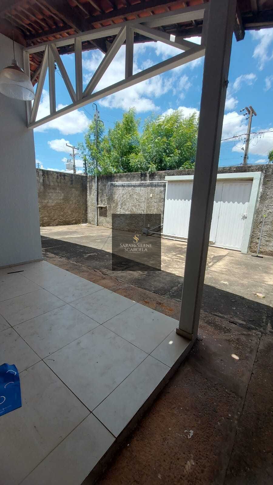 Casa à venda com 3 quartos, 72m² - Foto 13