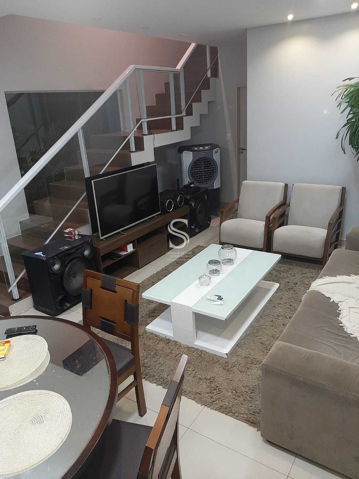 Casa à venda com 4 quartos, 158m² - Foto 3
