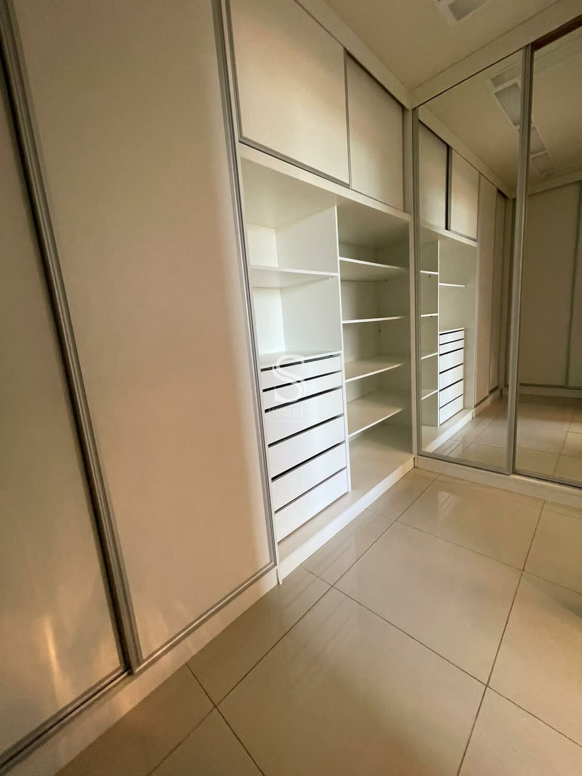 Apartamento à venda com 3 quartos, 168m² - Foto 27