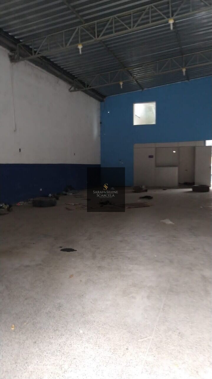 Conjunto Comercial-Sala à venda com 1 quarto, 180m² - Foto 4