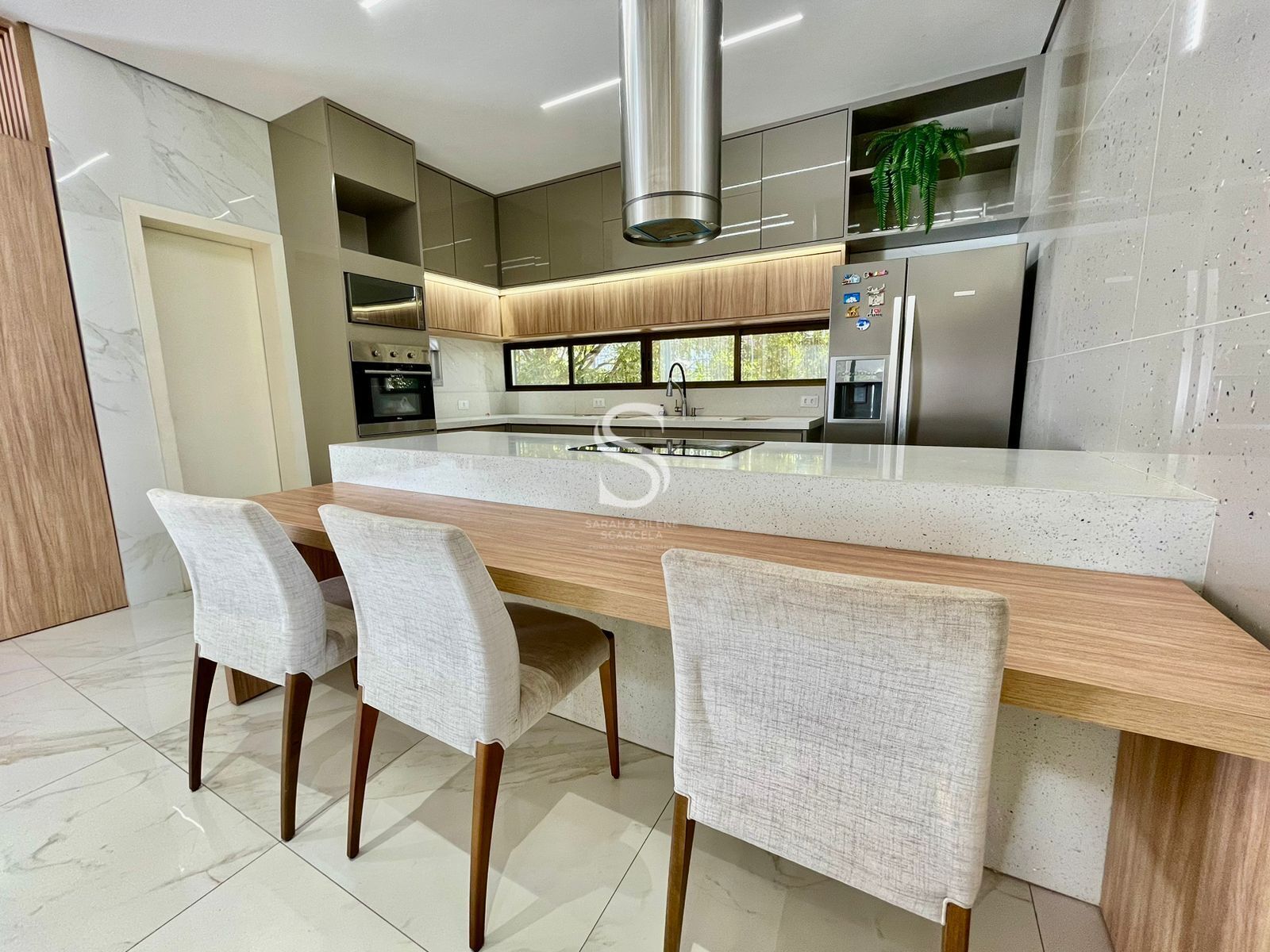 Casa de Condomínio à venda com 3 quartos, 301m² - Foto 5