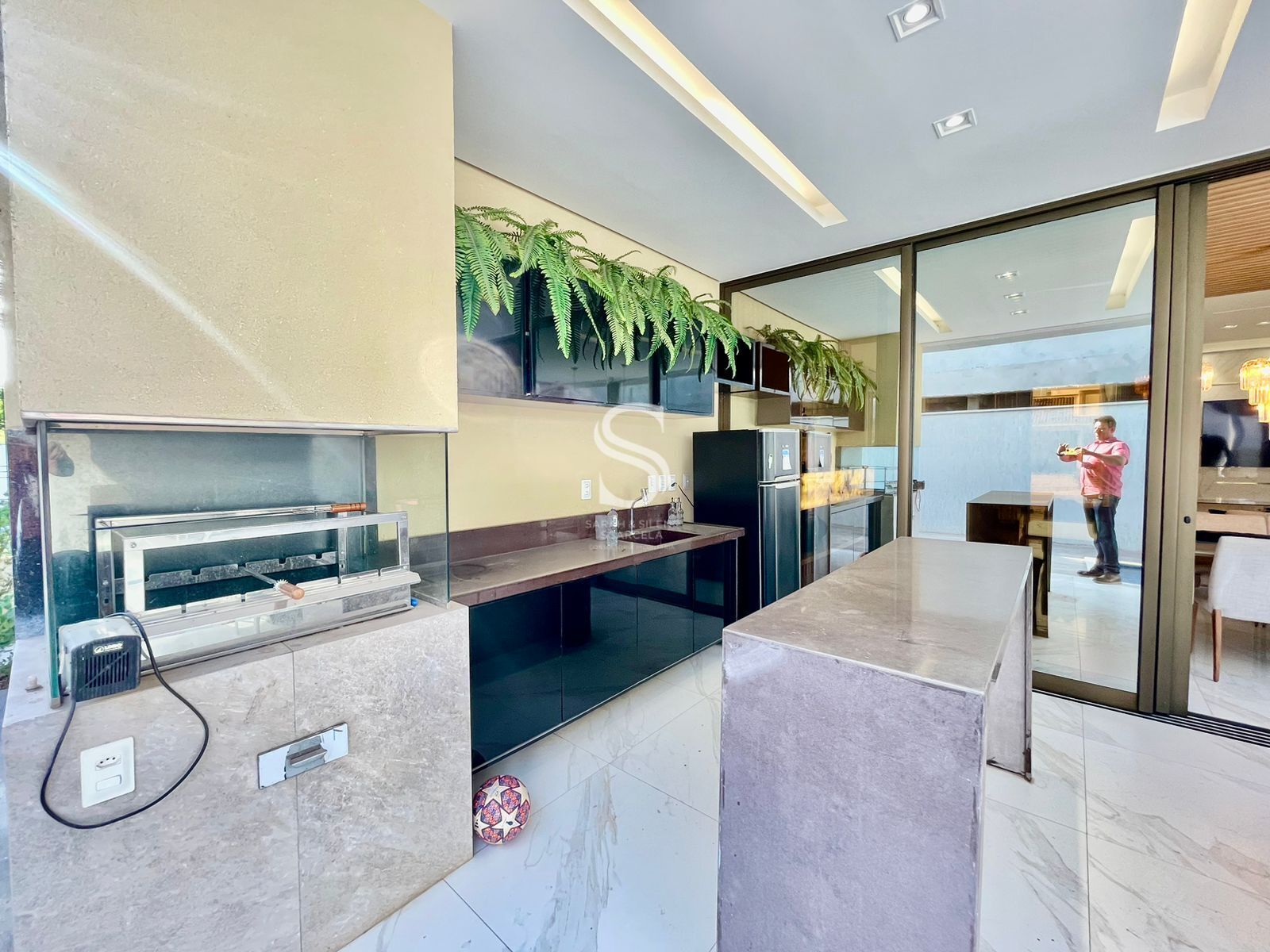 Casa de Condomínio à venda com 3 quartos, 301m² - Foto 6