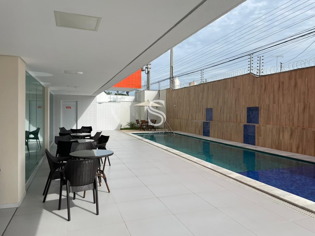 Apartamento à venda com 3 quartos, 82m² - Foto 3