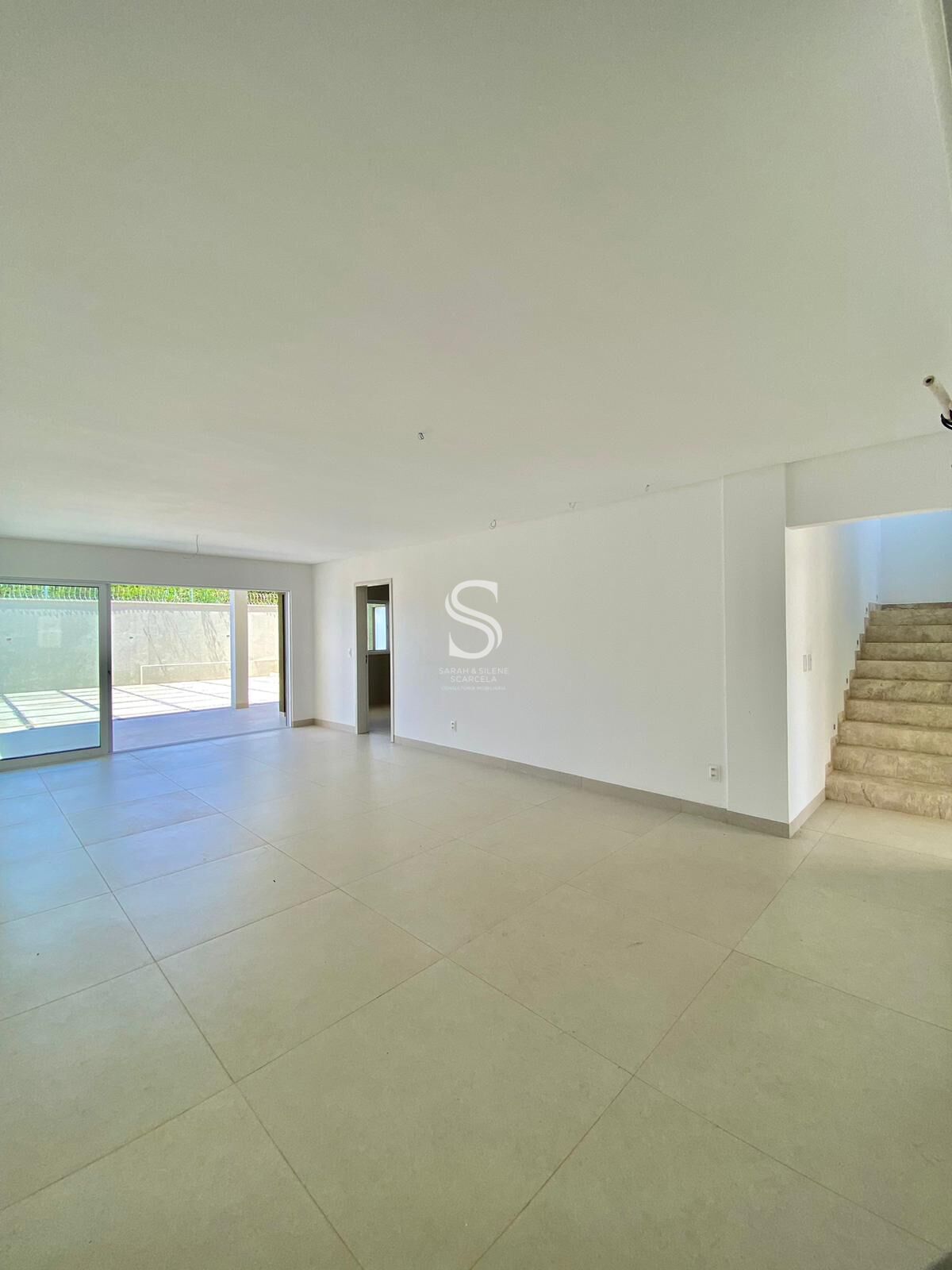 Casa, 4 quartos, 234 m² - Foto 2