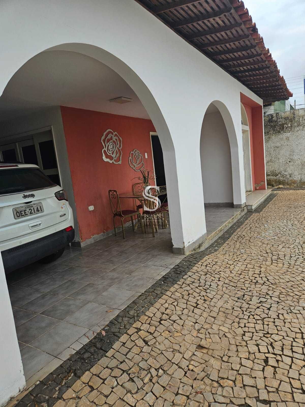 Casa, 3 quartos, 114 m² - Foto 1