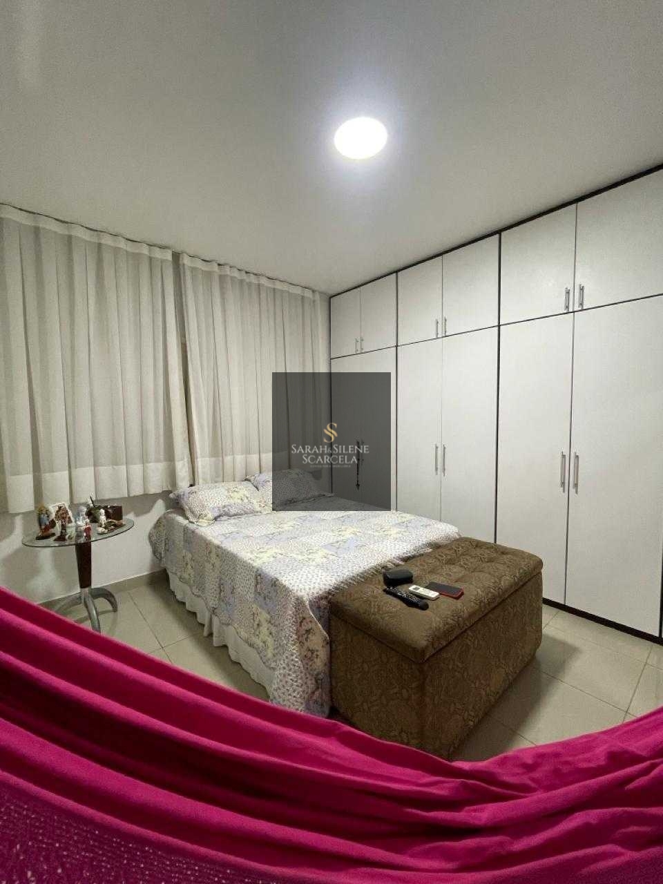 Casa à venda com 4 quartos, 270m² - Foto 11