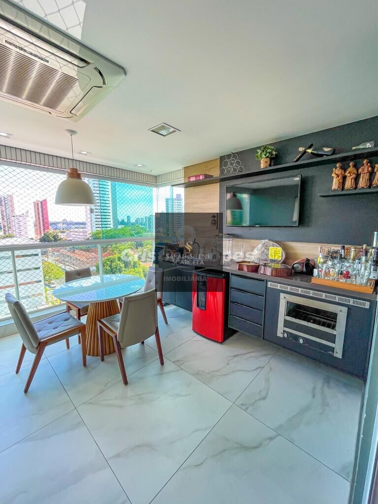 Apartamento à venda com 4 quartos, 227m² - Foto 9