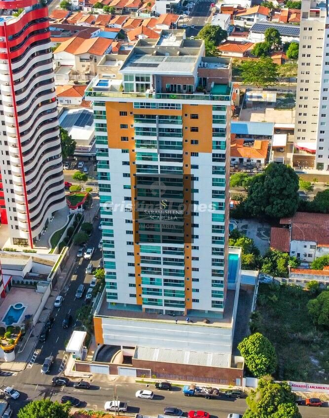 Apartamento à venda com 4 quartos, 227m² - Foto 2