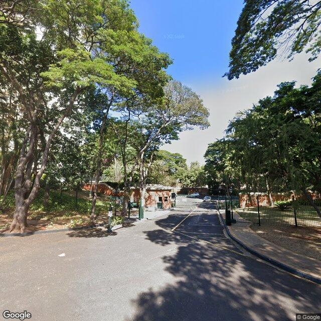 Imagem estática do "Street View" da localização