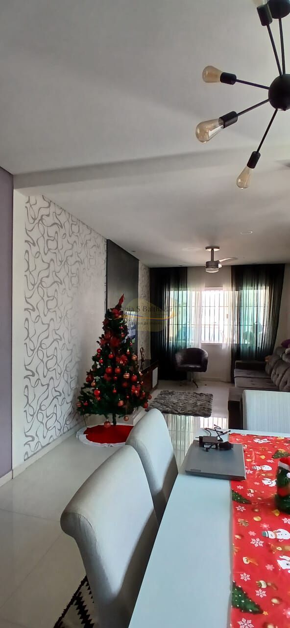 Casa, 3 quartos, 172 m² - Foto 6