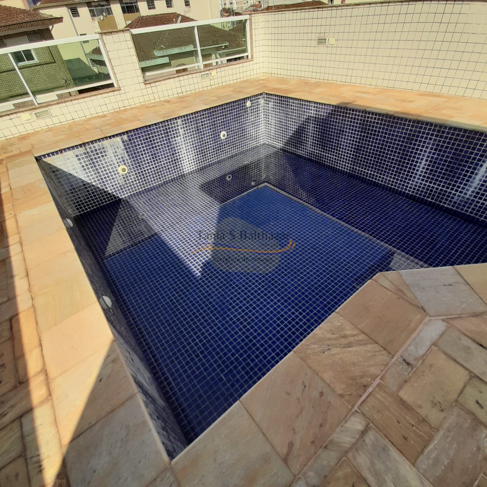 Casa, 4 quartos, 430 m² - Foto 1