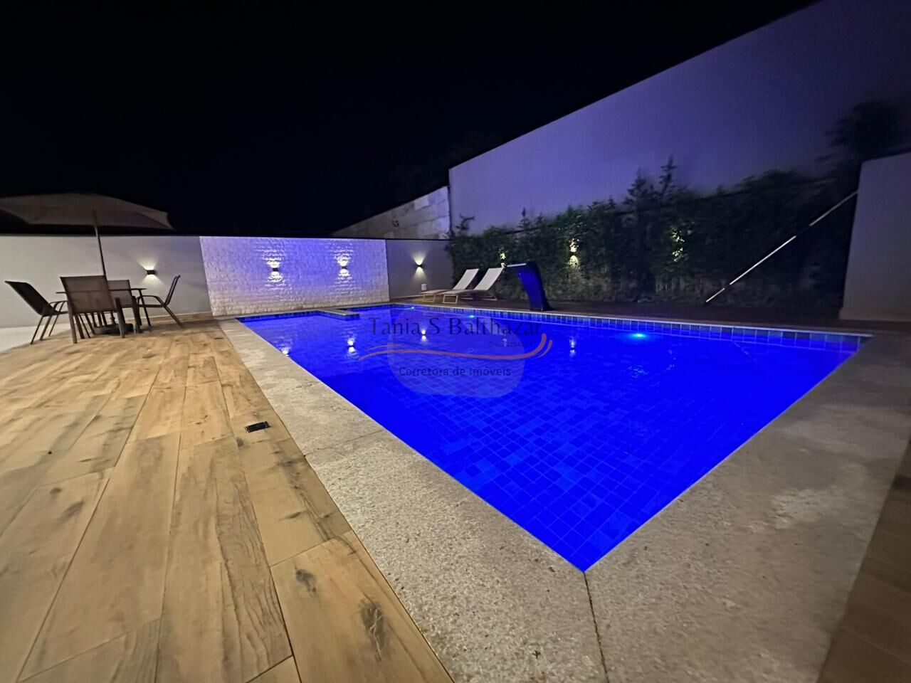 Casa, 4 quartos, 260 m² - Foto 4