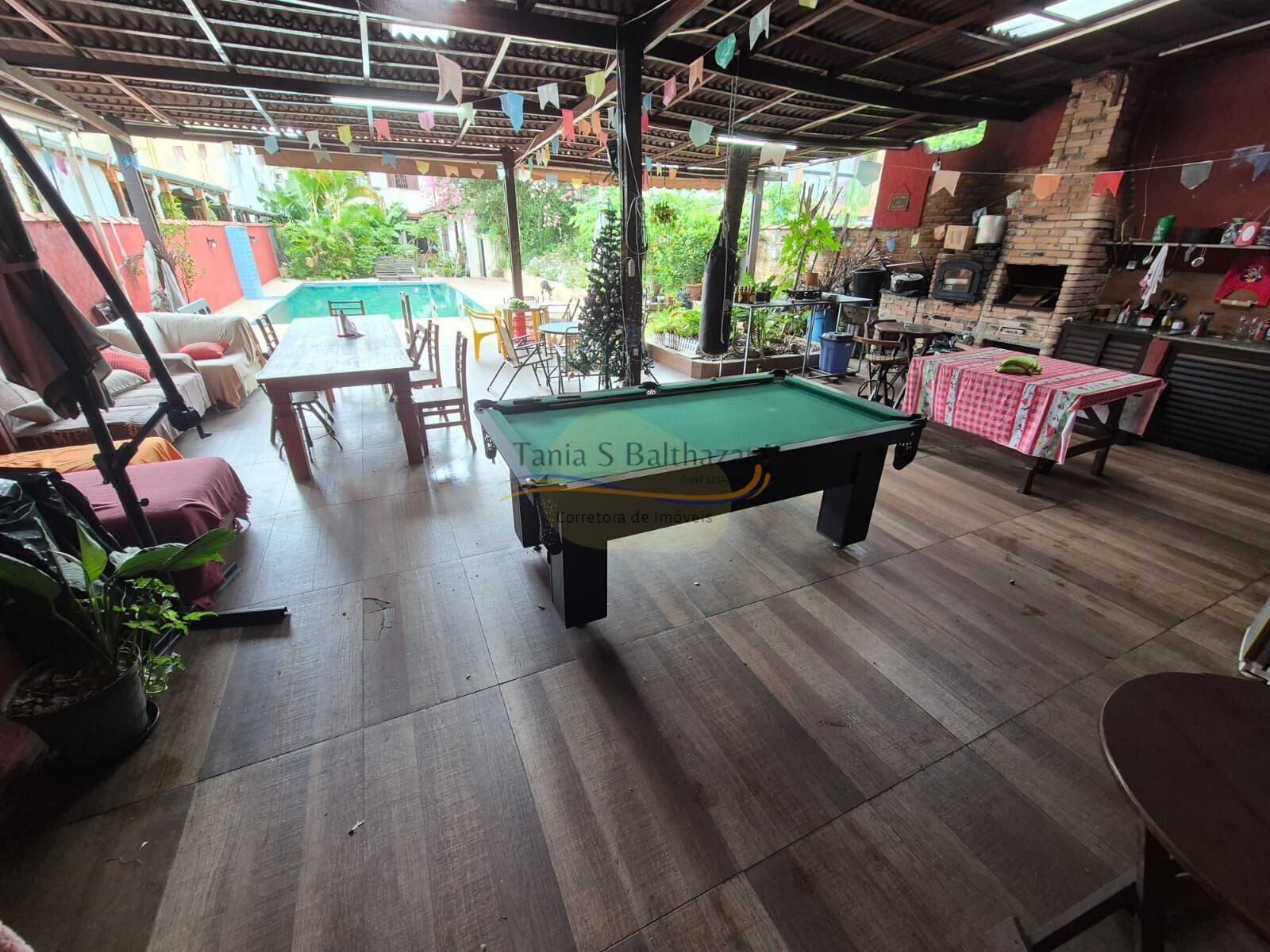 Casa, 5 quartos, 230 m² - Foto 4