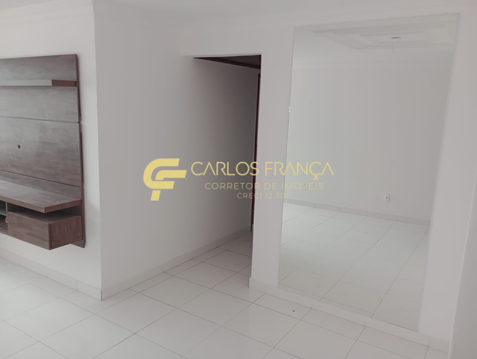 Apartamento à venda com 3 quartos, 70m² - Foto 3