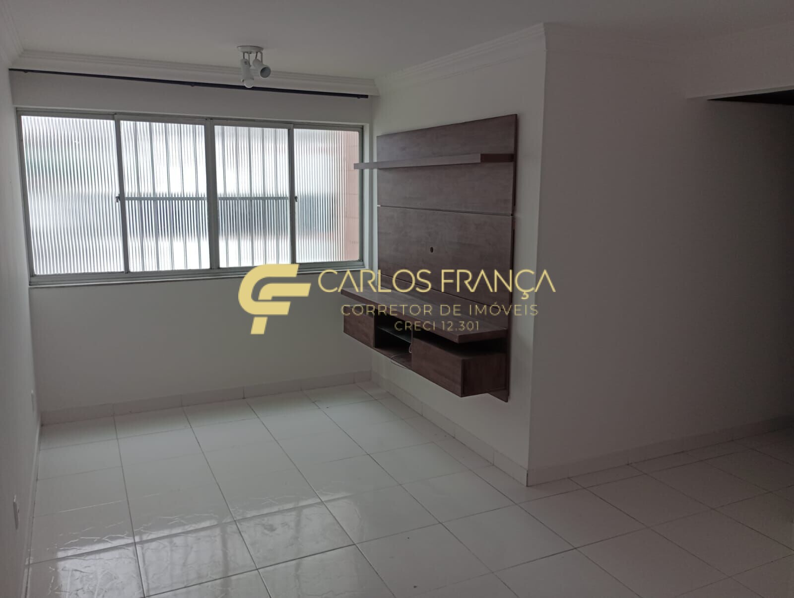 Apartamento à venda com 3 quartos, 70m² - Foto 1