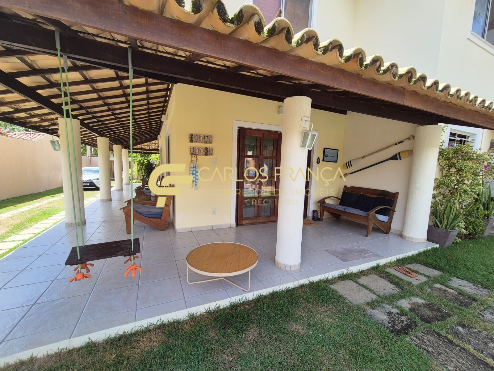 4 quartos com 2 suítes à venda, 284 m² por R$ 1.200.000,00 - Buraquinho