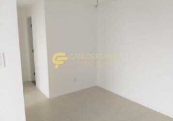 Apartamento à venda com 2 quartos, 50m² - Foto 3