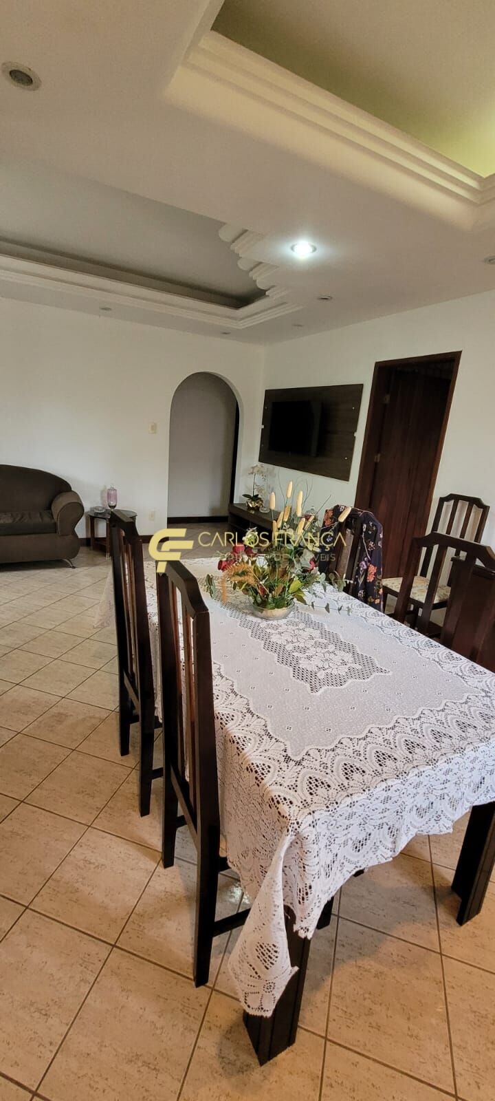 Casa à venda com 5 quartos, 120m² - Foto 8