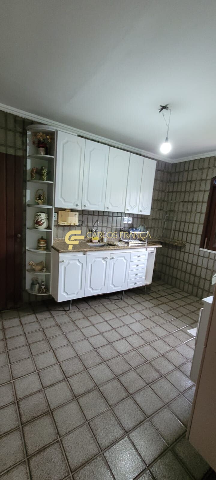 Casa à venda com 5 quartos, 120m² - Foto 26