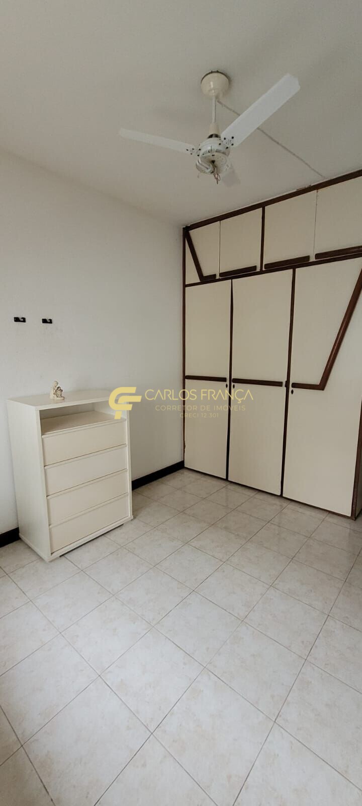 Casa à venda com 5 quartos, 120m² - Foto 18