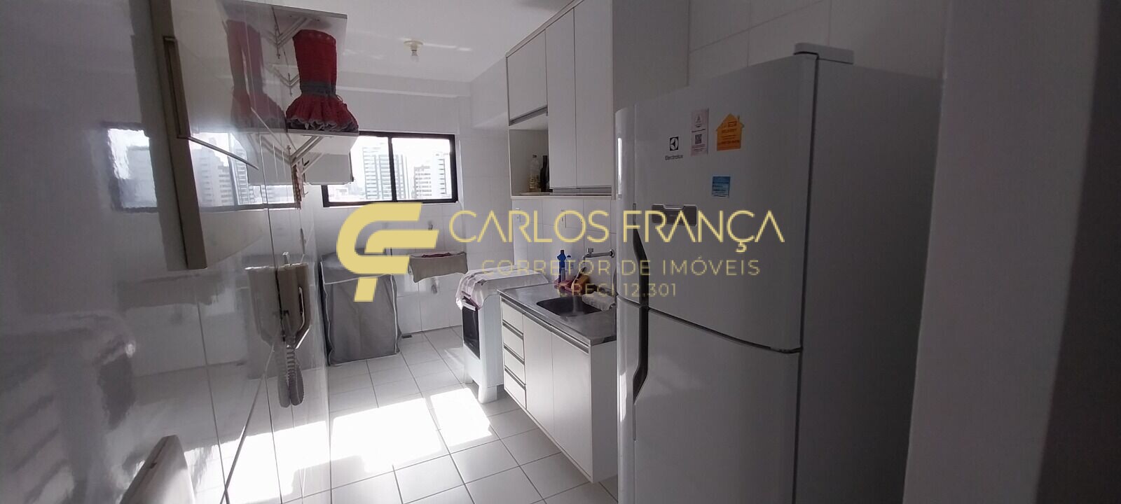 Apartamento à venda com 2 quartos, 67m² - Foto 11