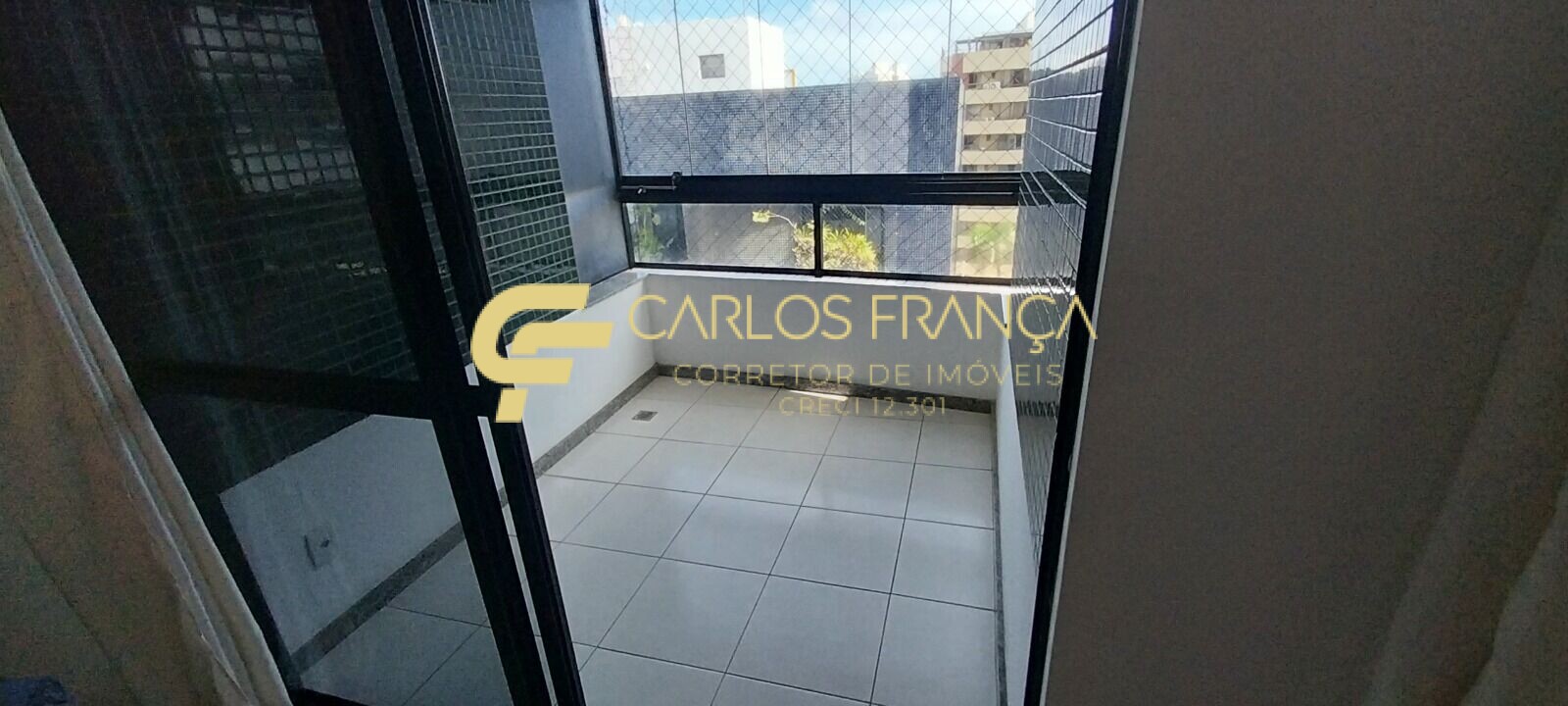 Apartamento à venda com 2 quartos, 67m² - Foto 1