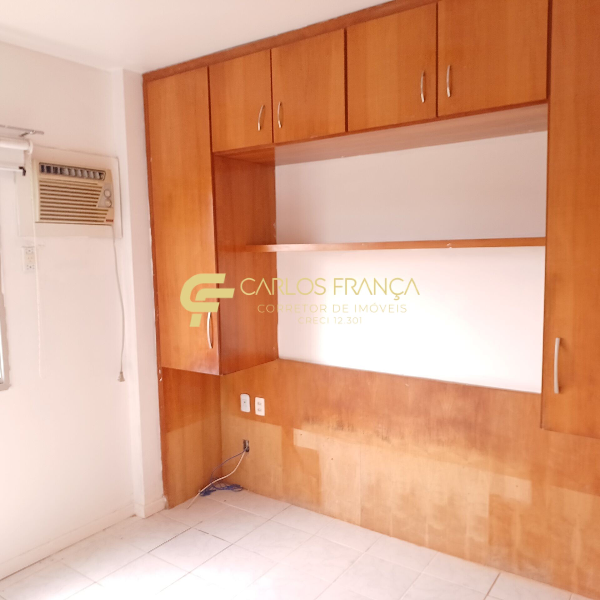 Apartamento à venda com 3 quartos, 75m² - Foto 9