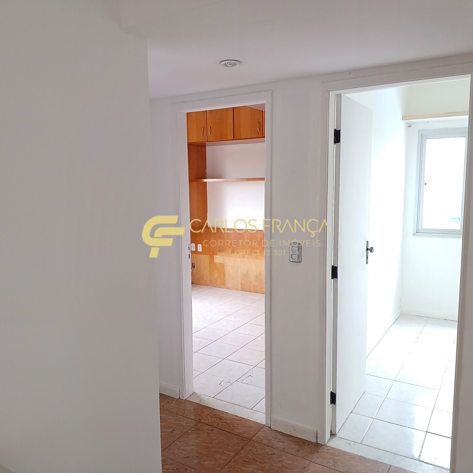 Apartamento à venda com 3 quartos, 75m² - Foto 8