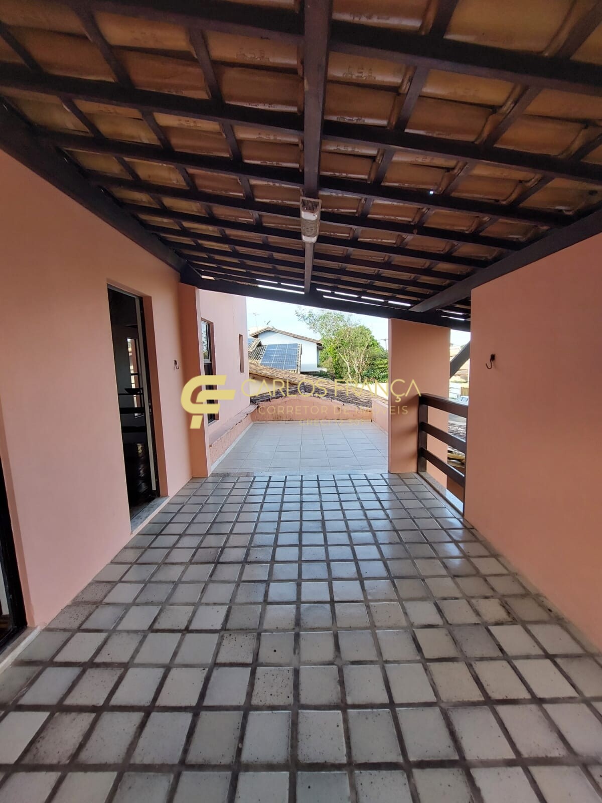 Casa à venda com 6 quartos, 240m² - Foto 13