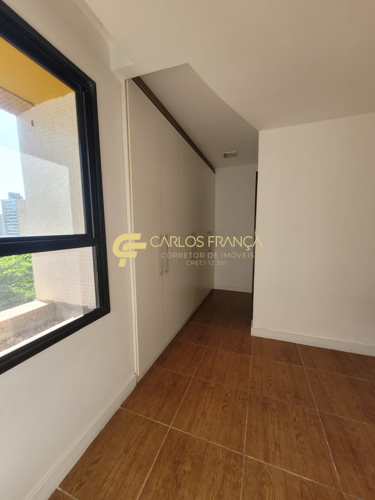 Apartamento à venda com 4 quartos, 203m² - Foto 12