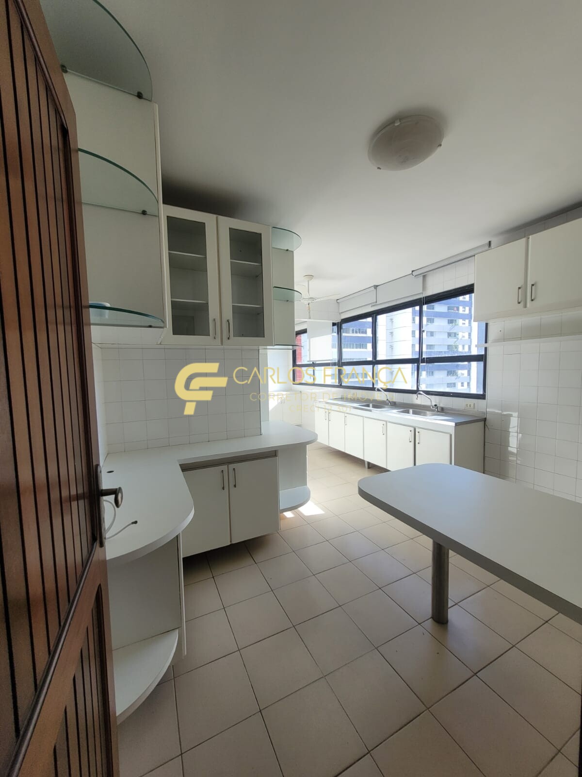 Apartamento à venda com 4 quartos, 203m² - Foto 30