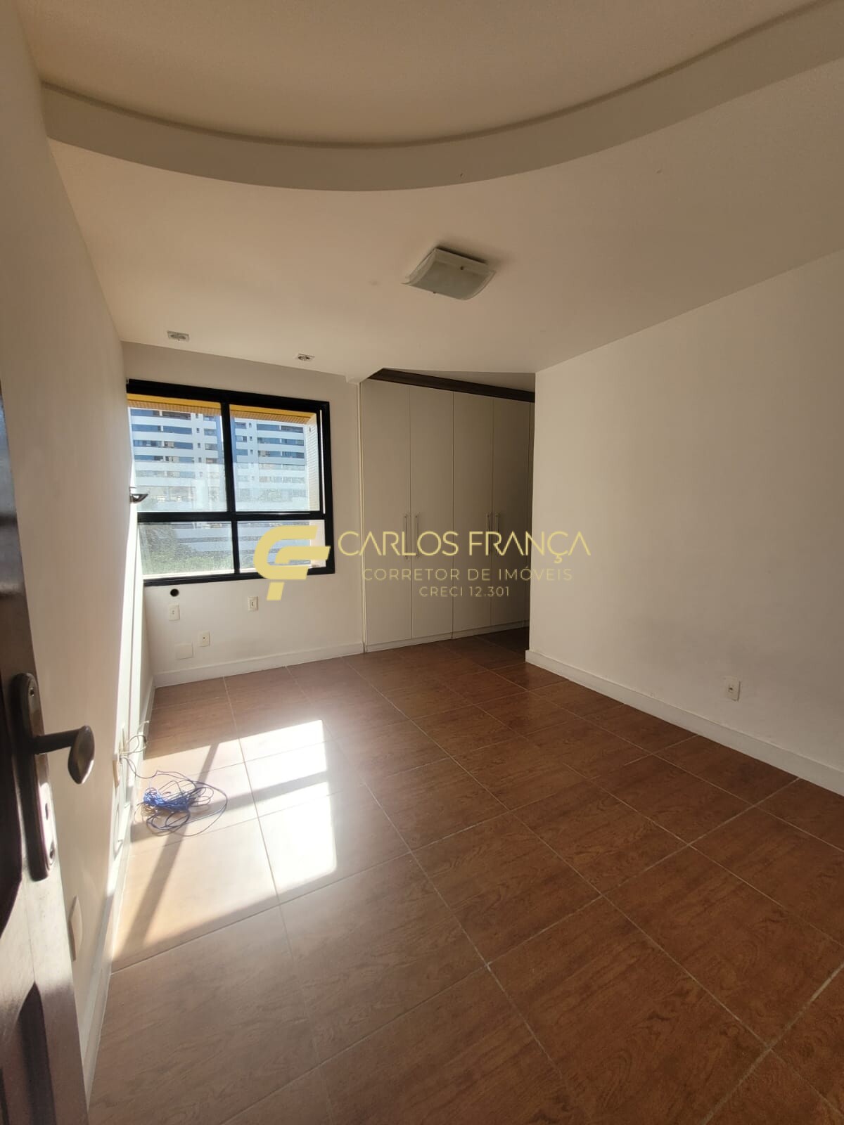 Apartamento à venda com 4 quartos, 203m² - Foto 13