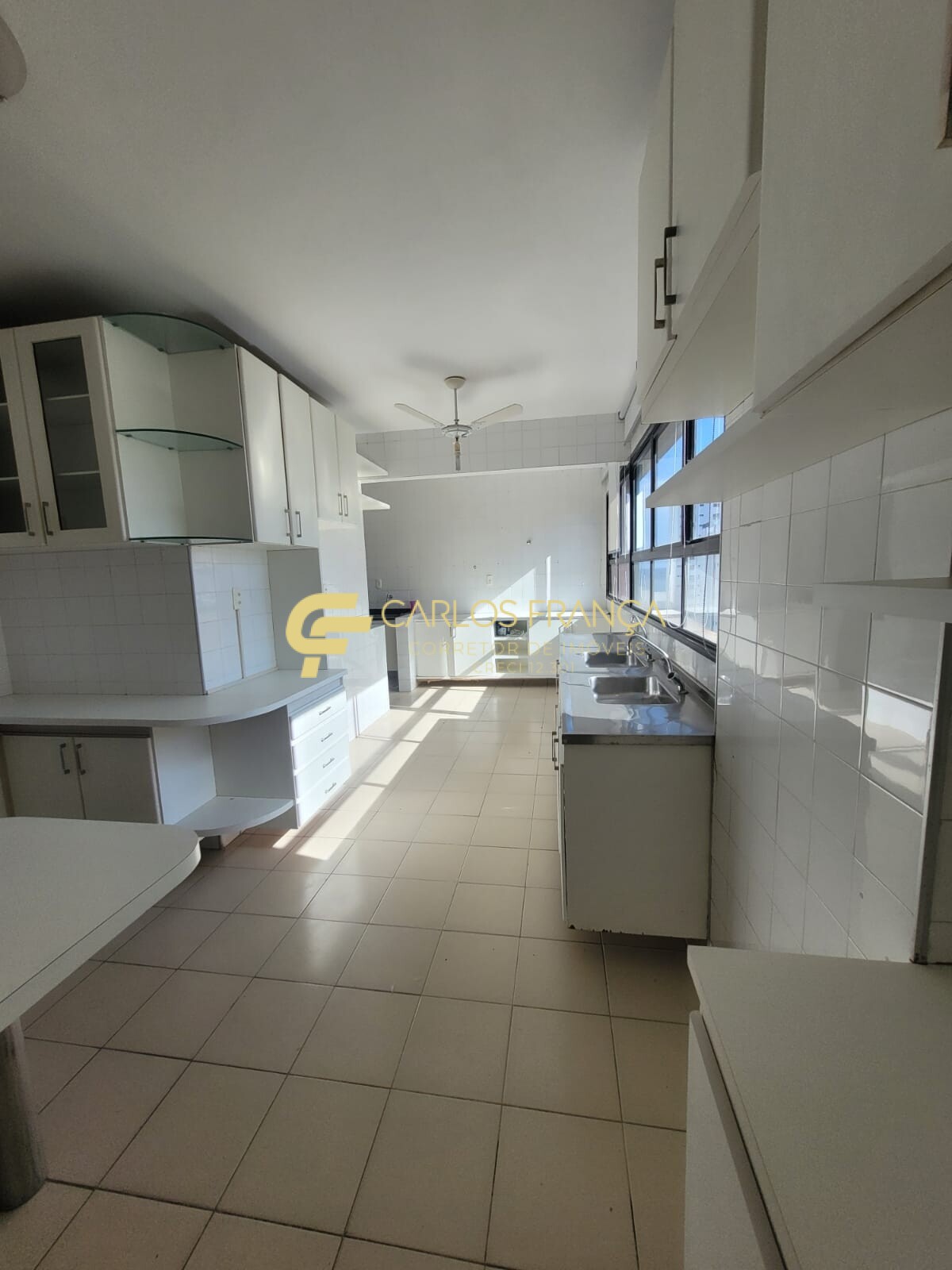 Apartamento à venda com 4 quartos, 203m² - Foto 21