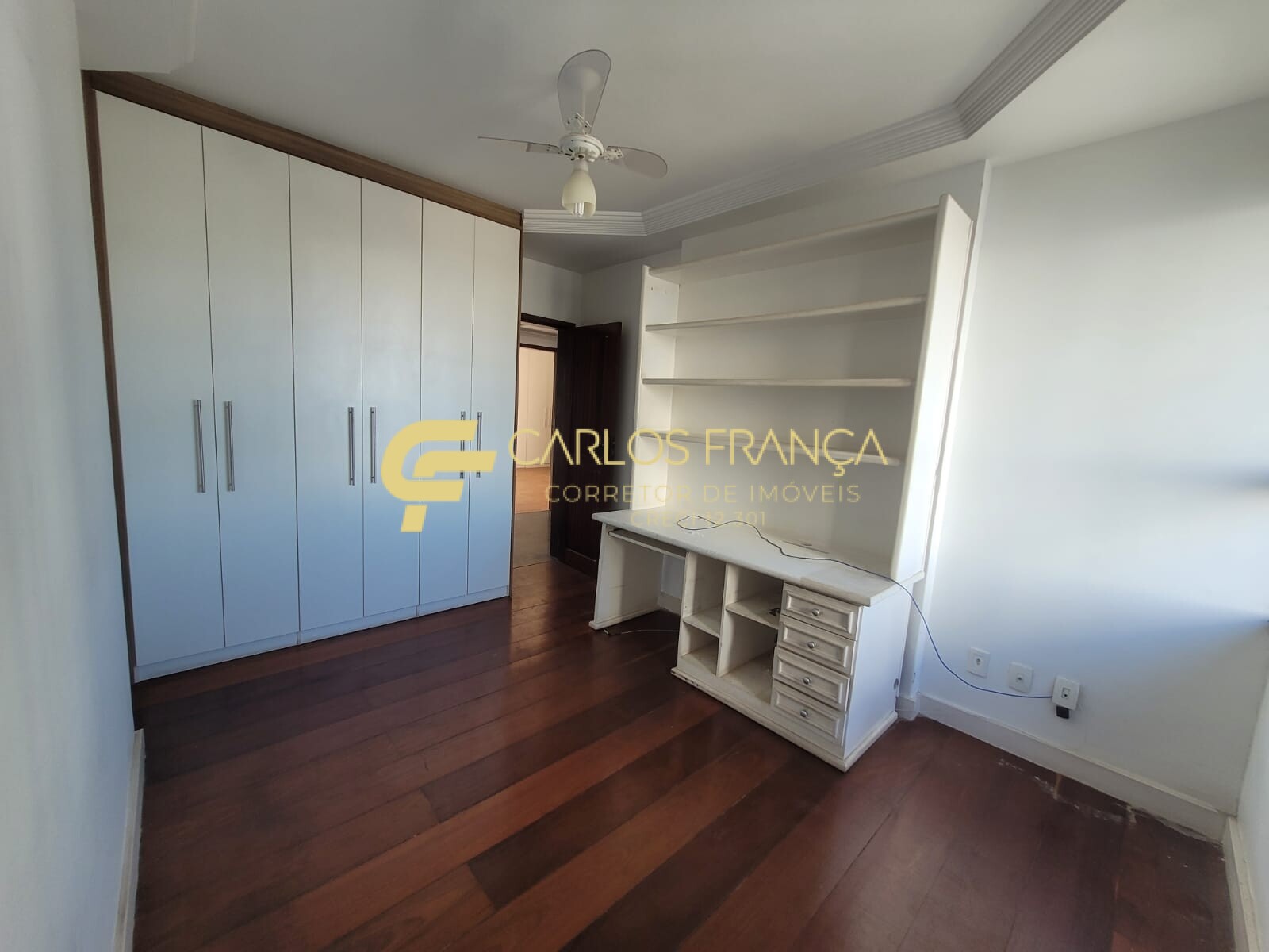 Apartamento à venda com 4 quartos, 203m² - Foto 7