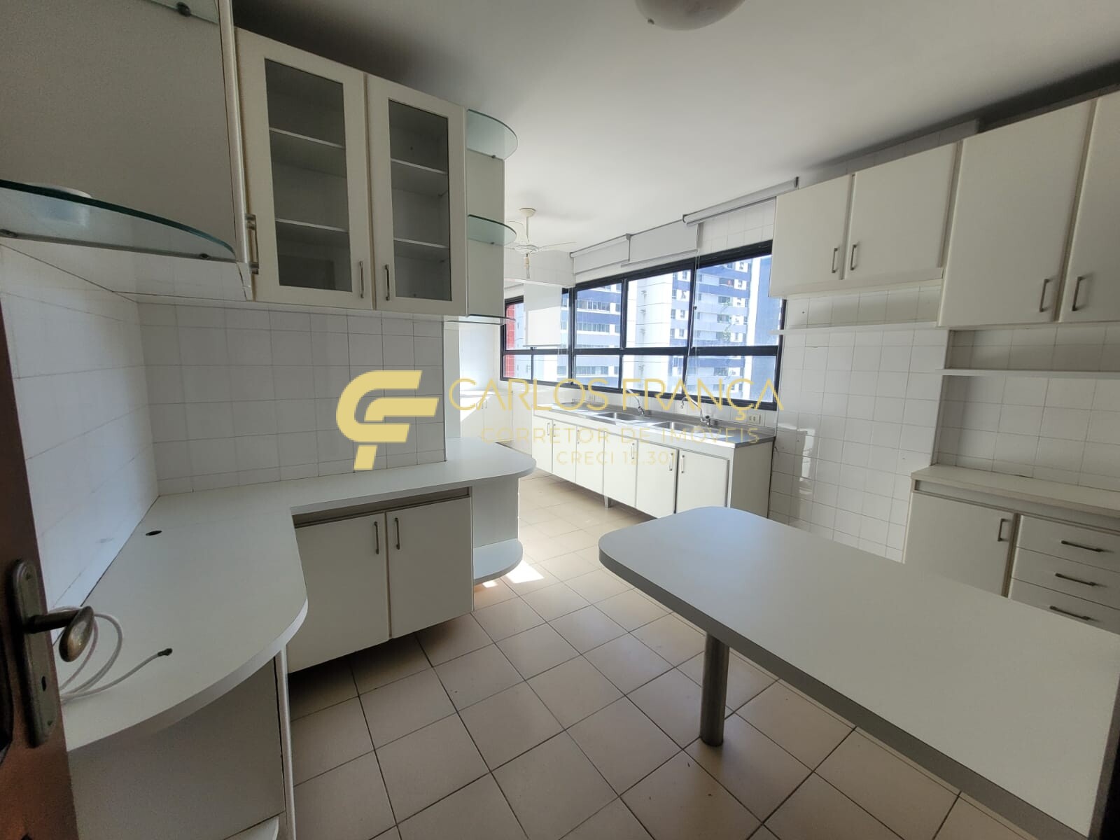 Apartamento à venda com 4 quartos, 203m² - Foto 20