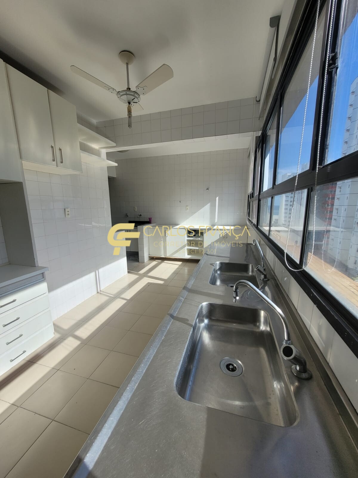 Apartamento à venda com 4 quartos, 203m² - Foto 25