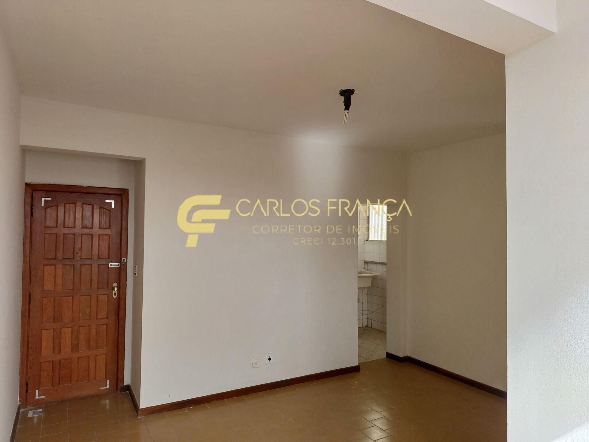 Apartamento à venda com 2 quartos, 68m² - Foto 1