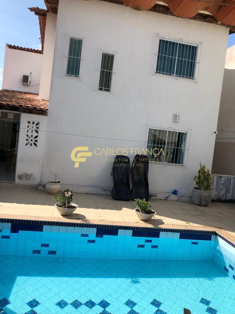 Casa à venda com 4 quartos, 220m² - Foto 13