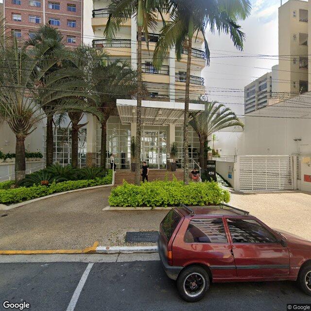 Imagem estática do "Street View" da localização