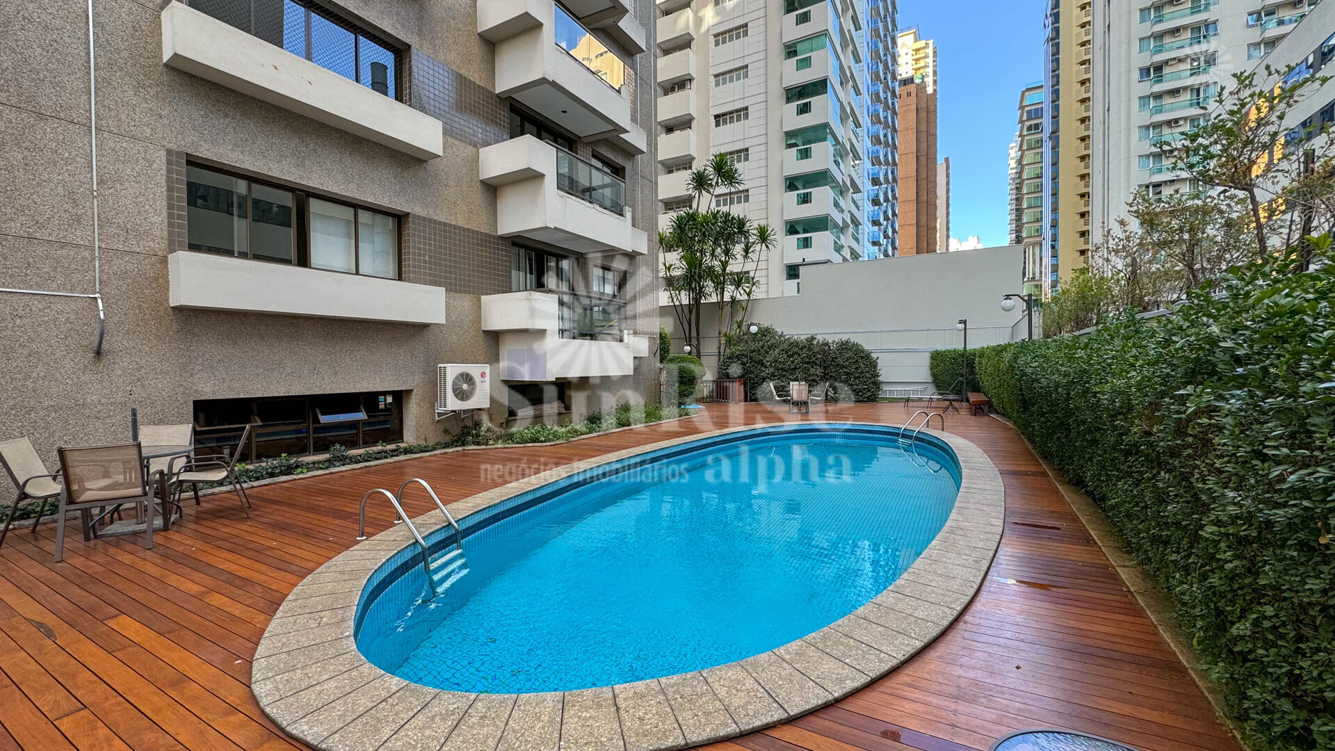 Apartamento para alugar com 4 quartos, 287m² - Foto 54