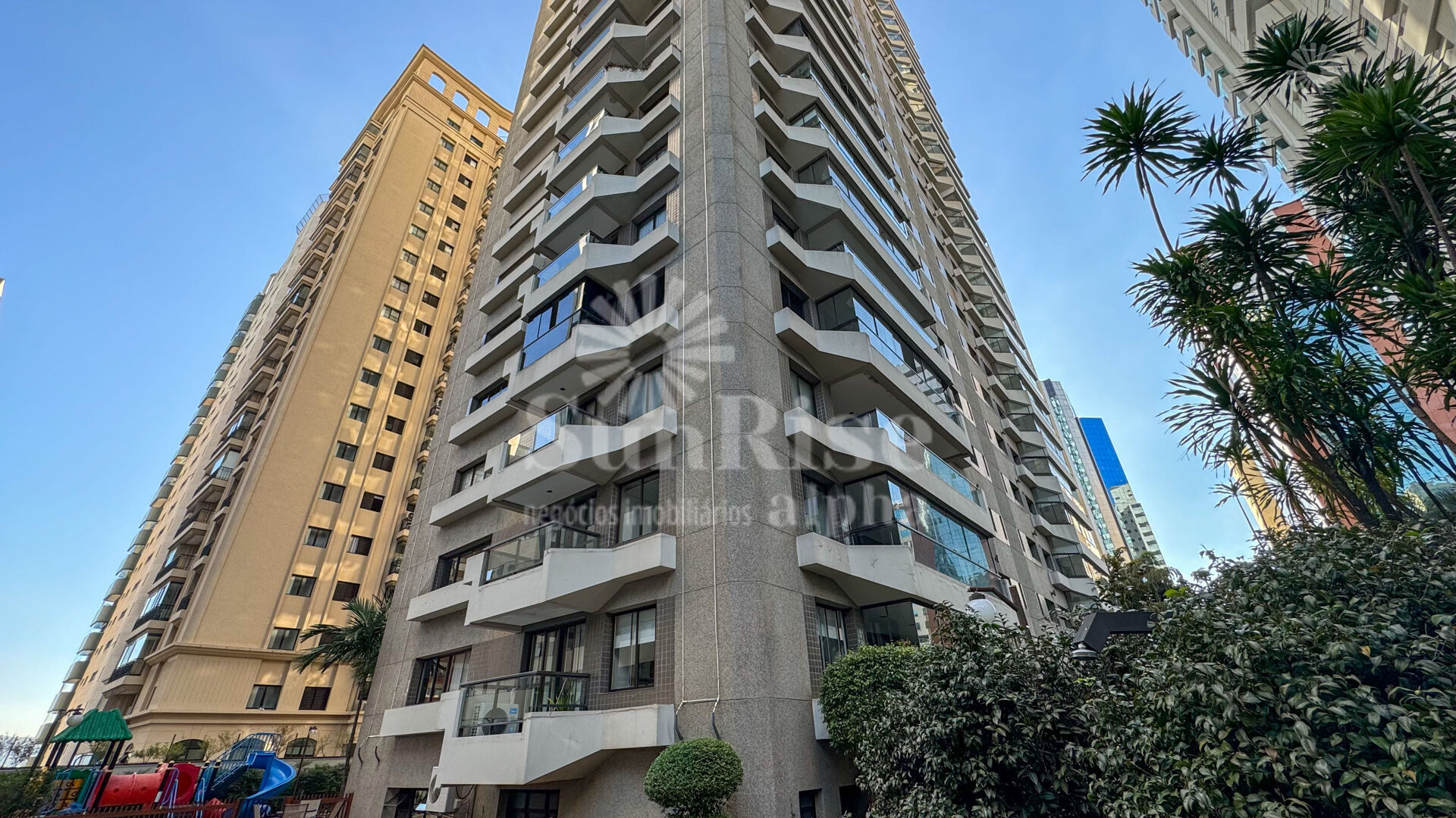 Apartamento para alugar com 4 quartos, 287m² - Foto 52