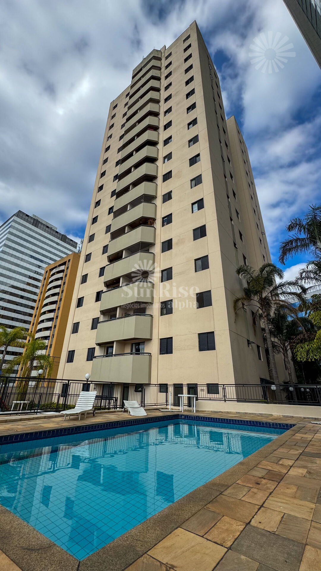 Apartamento para alugar com 3 quartos, 83m² - Foto 40