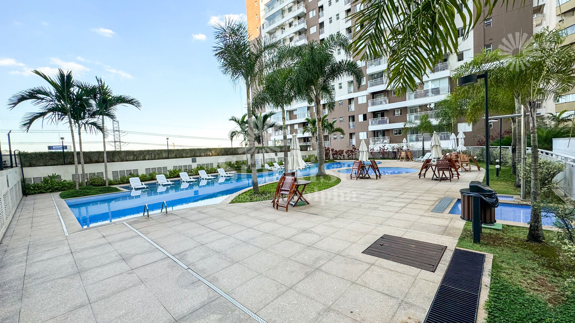 Apartamento para alugar com 2 quartos, 96m² - Foto 48