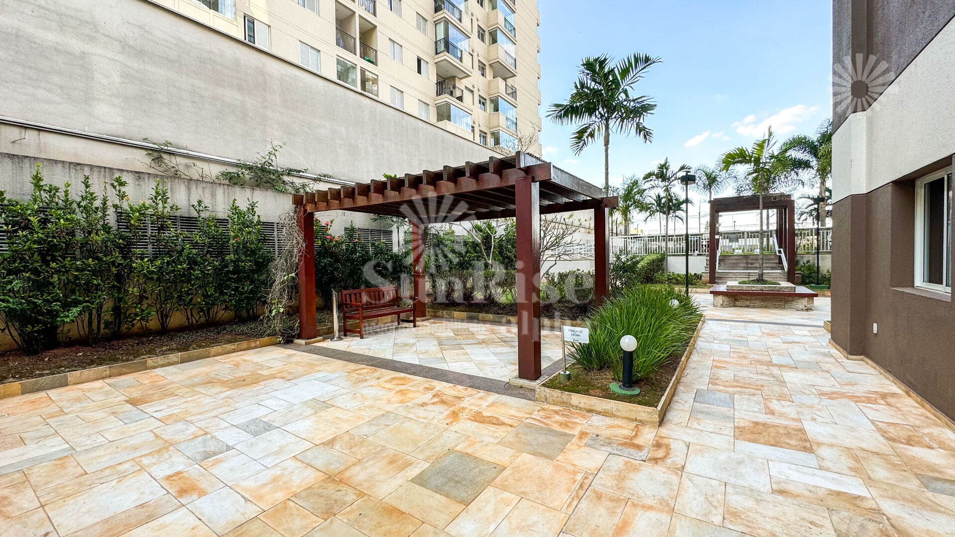 Apartamento para alugar com 2 quartos, 96m² - Foto 41
