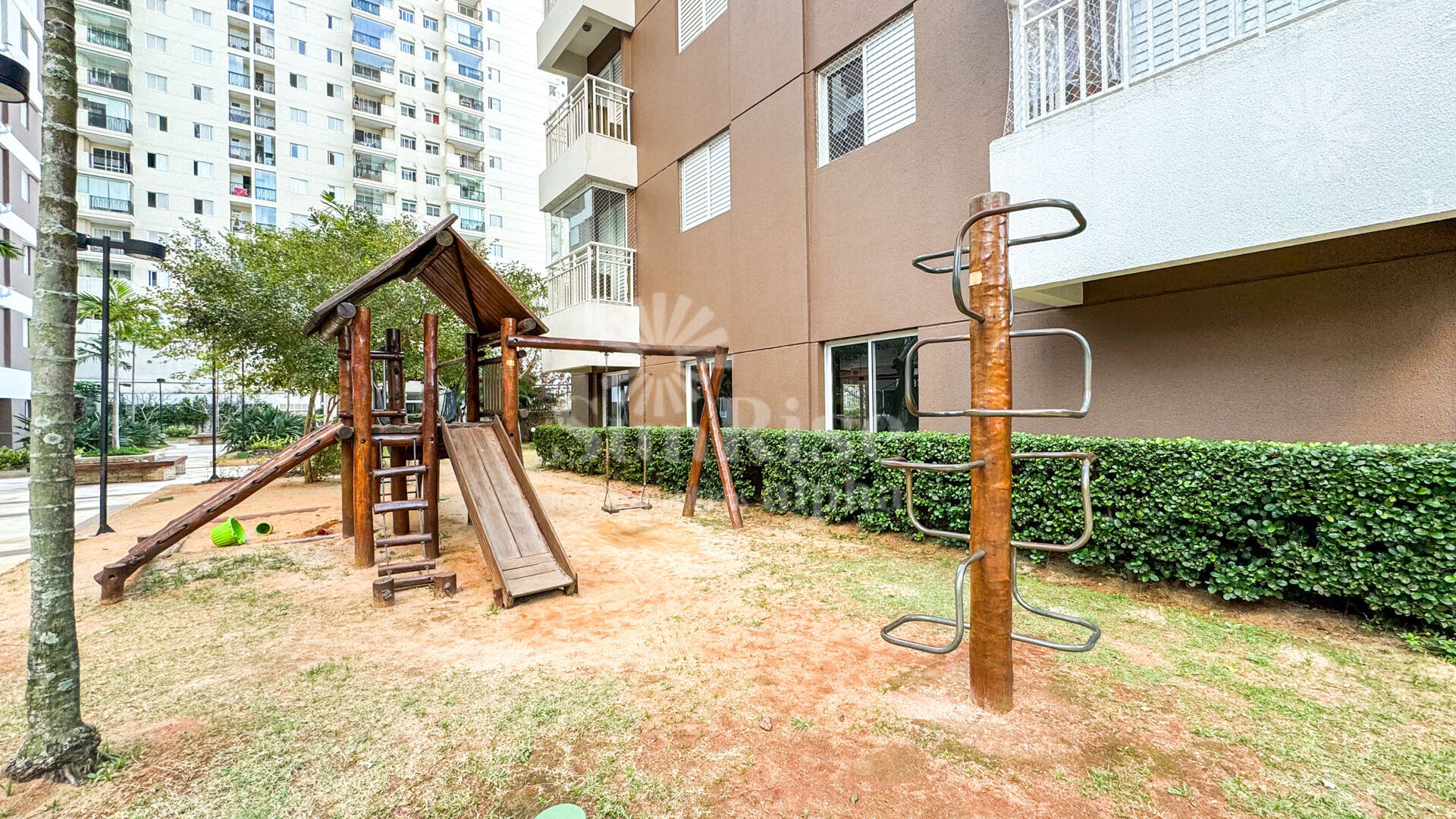 Apartamento para alugar com 2 quartos, 96m² - Foto 36