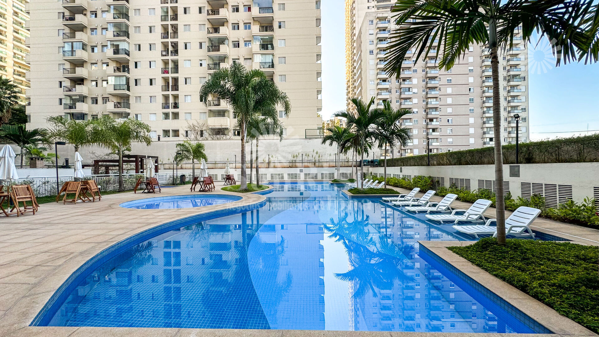 Apartamento para alugar com 2 quartos, 96m² - Foto 46