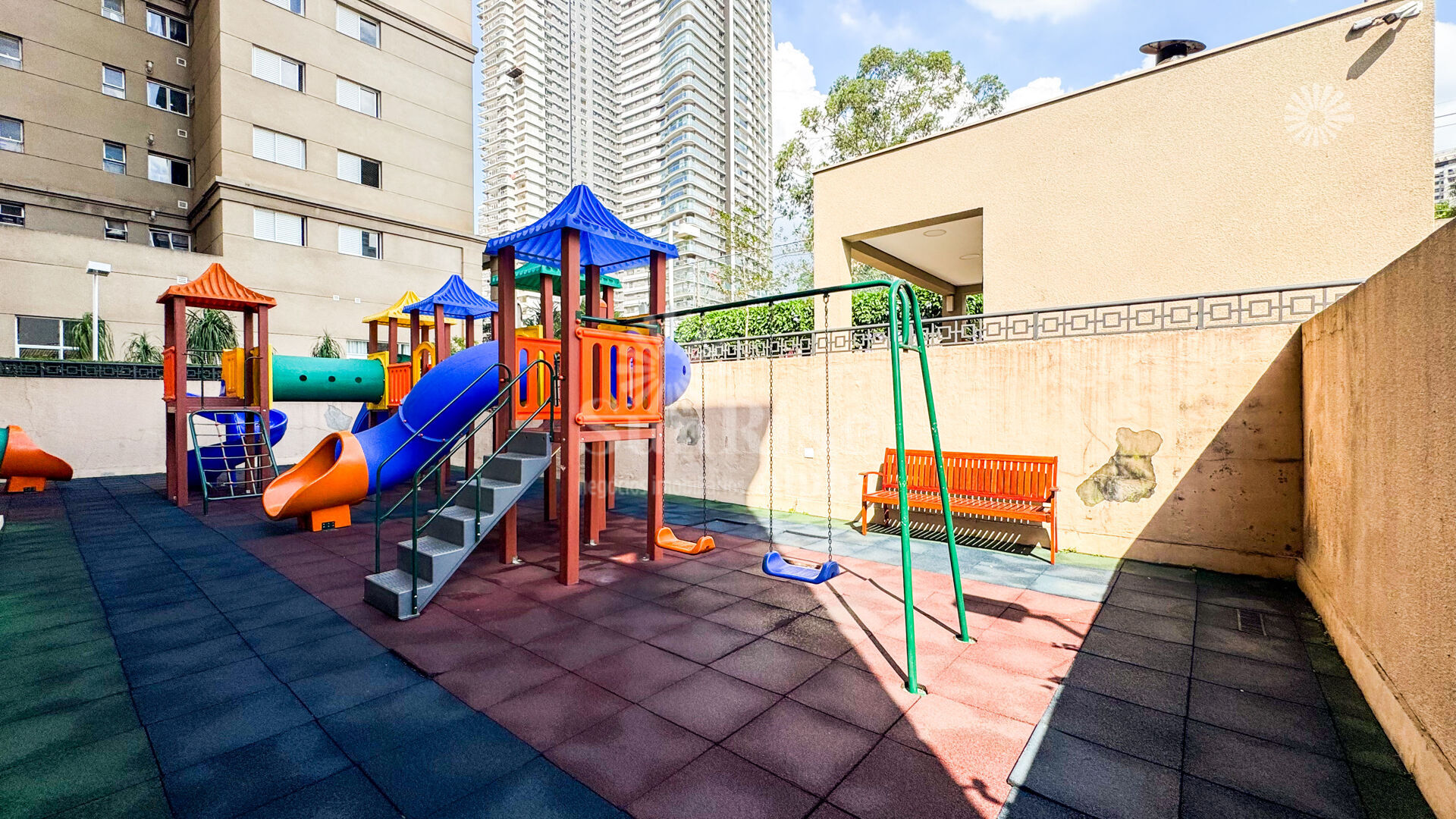 Apartamento para alugar com 1 quarto, 50m² - Foto 40