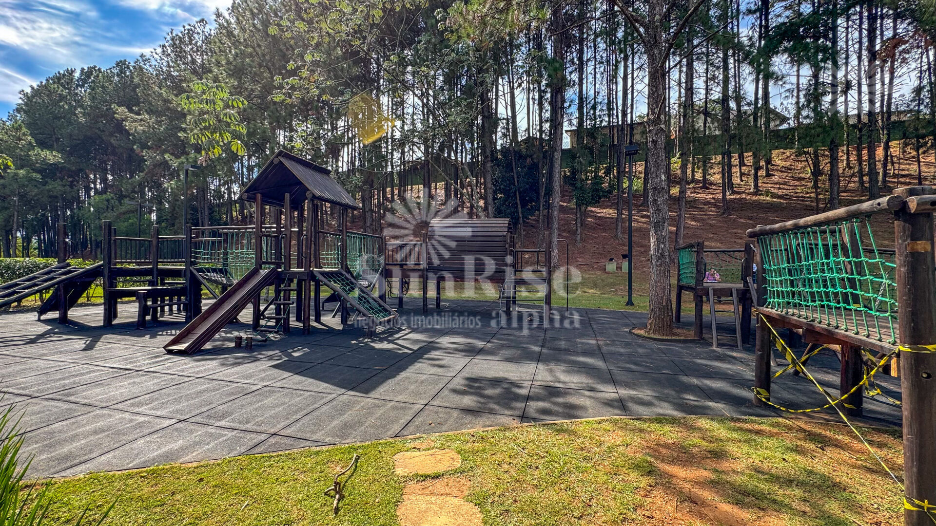 Apartamento para alugar com 2 quartos, 110m² - Foto 41